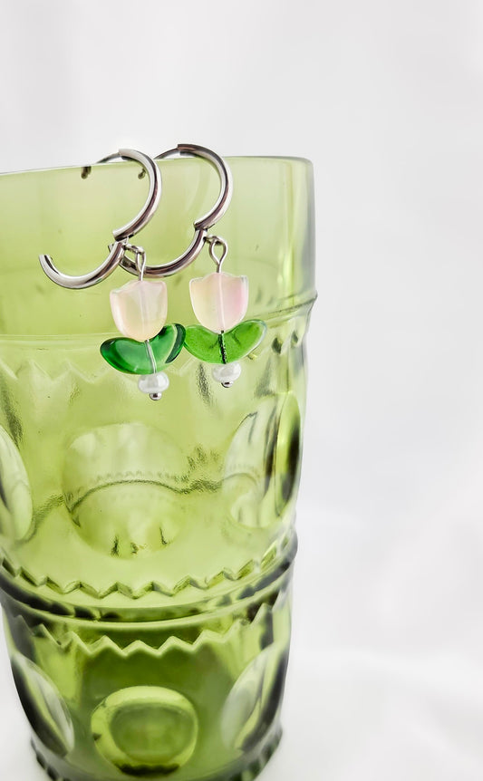 Tulip Single Leaf Dangles